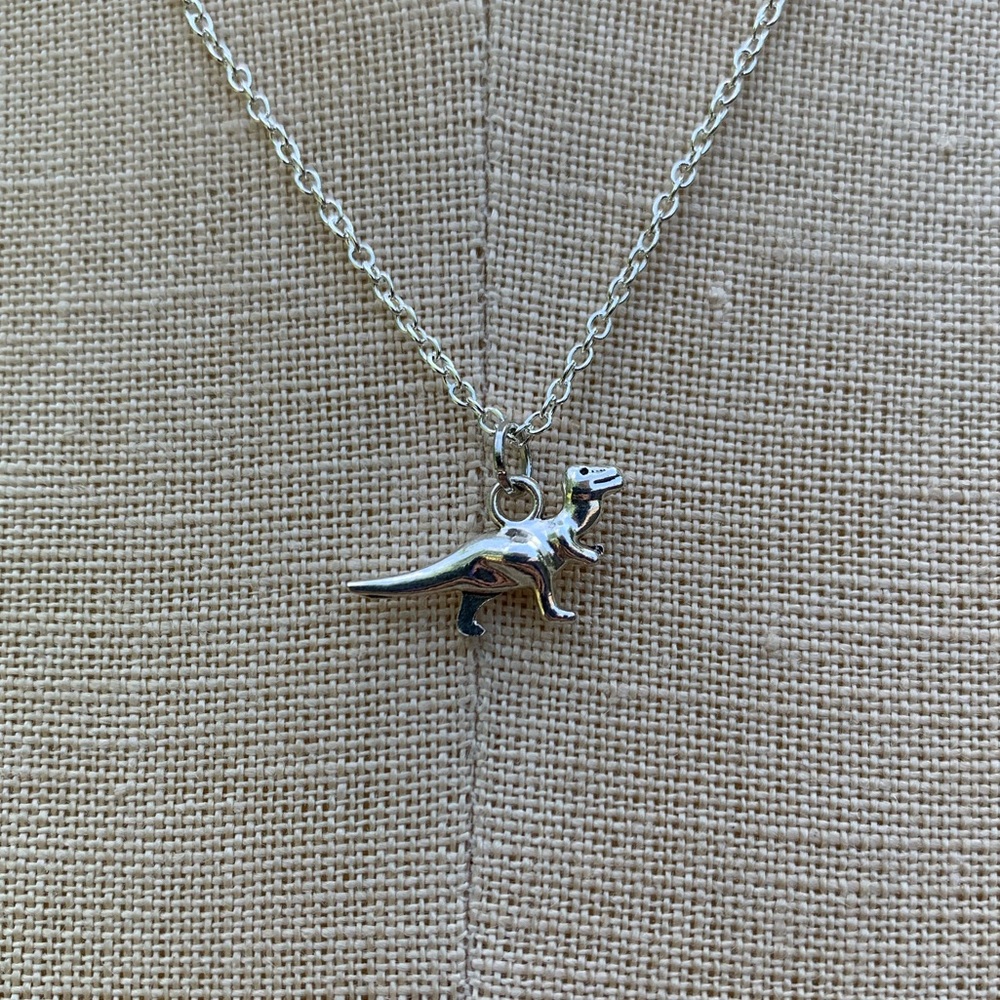NWT Sterling Silver Plated Chain & Alloy Dinosaur Charm Necklace - Picture 2 of 8